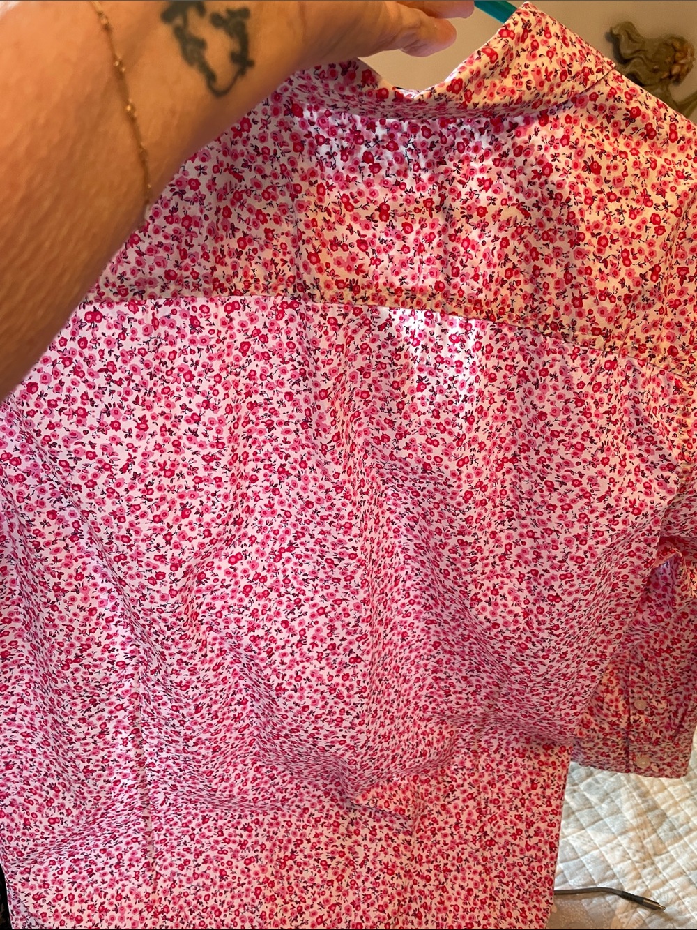 Eddie Bauer Pink and White Floral Button-Down Shirt - Picture 12 of 12